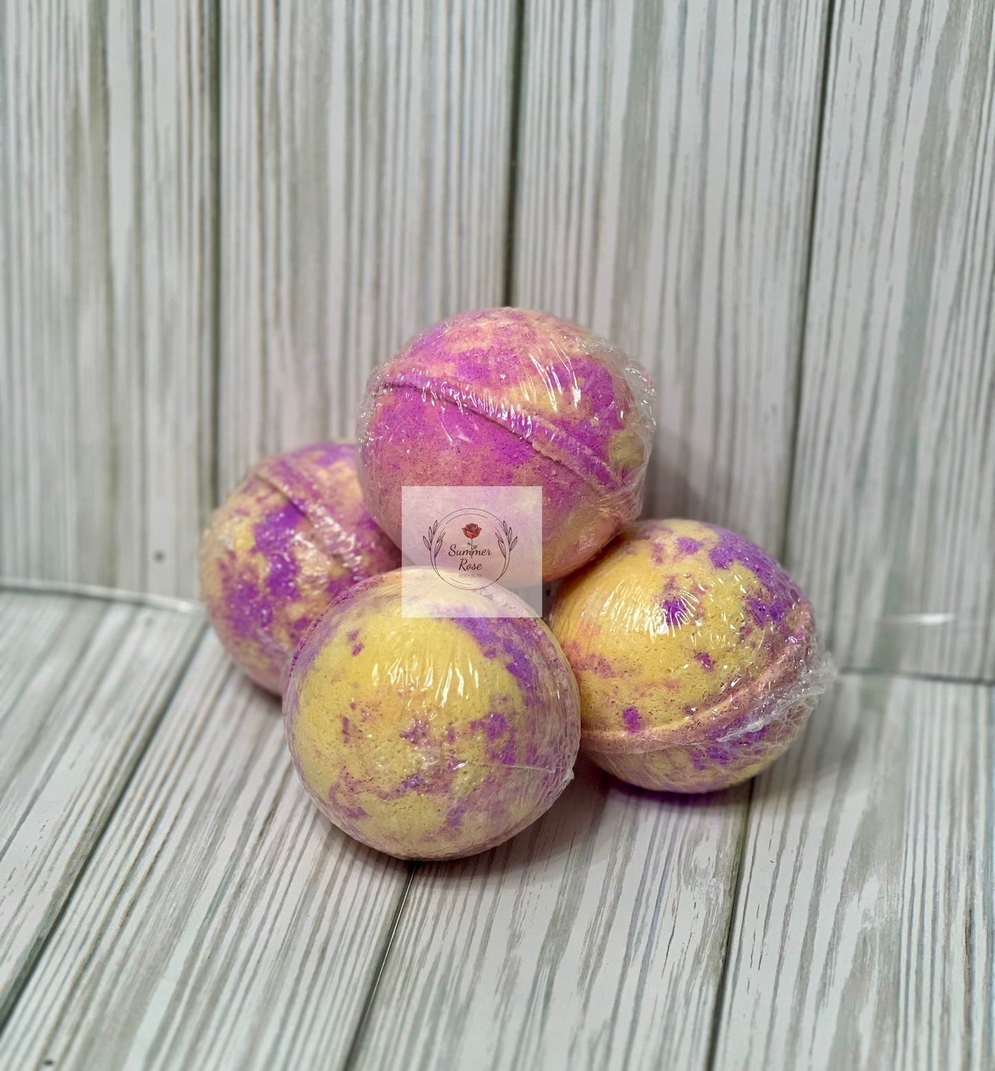 Organic Honeysuckle Bath Bombs